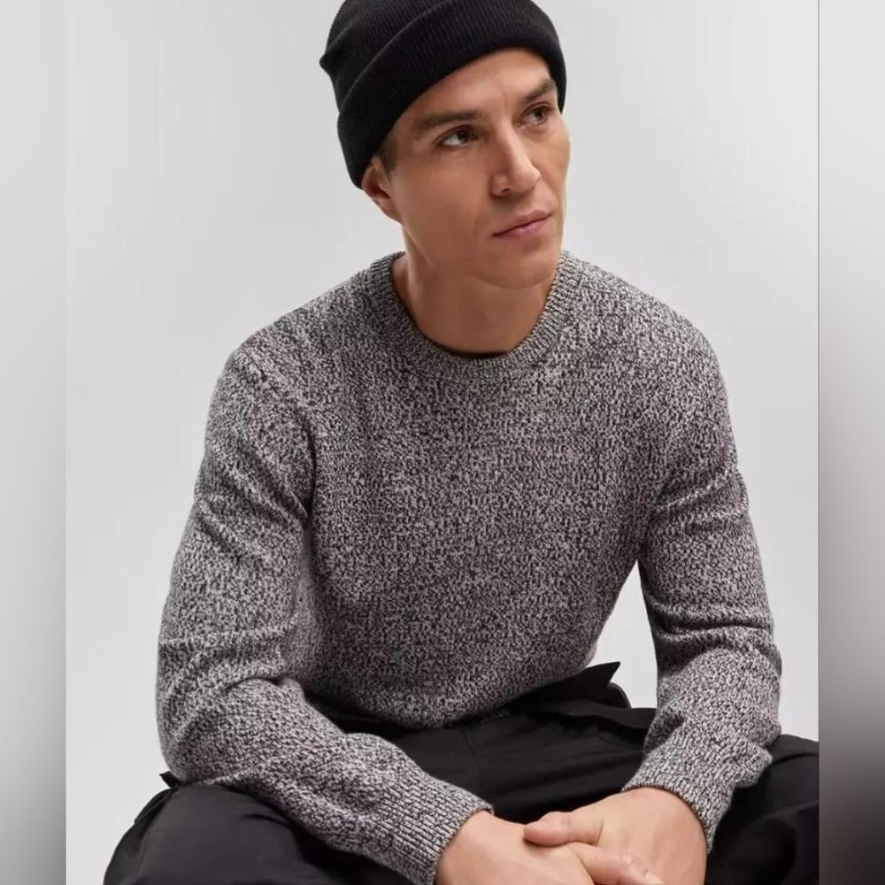 Men's Mode Of One Black and Gray Sweater
